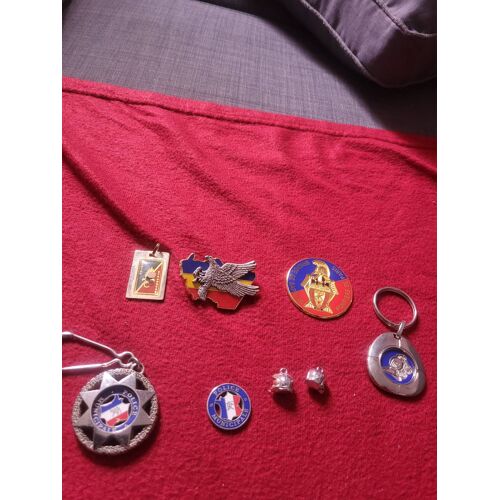 Porte Clé,Jeton,Pendentif Pompier,Police,Gendarme.