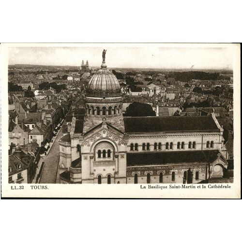 Carte Postale N° Ll.32, Tours, La Basilique Saint-Martin Et La Cathédrale, 1949
