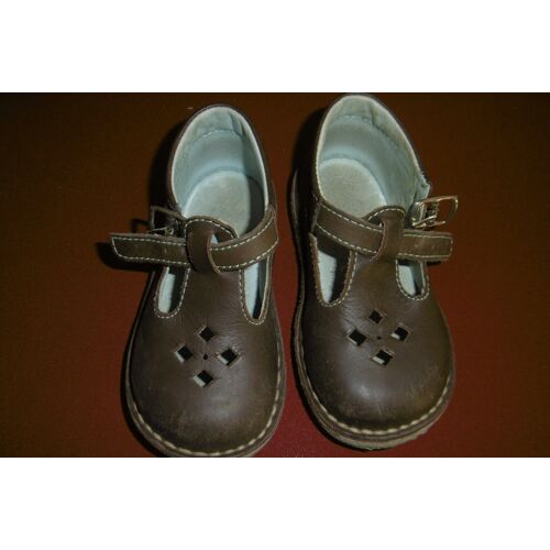 Chaussure Sandale Enfant Mixte Marron Pointure 22 Semelle Élastomère Verte Marque Pat Et Ripaton