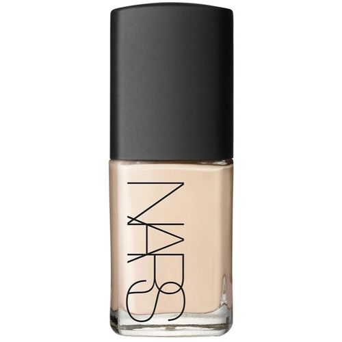 Nars Sheer Glow Foundation Fond De Teint Hydratant Teinte Siberia 30 Ml 