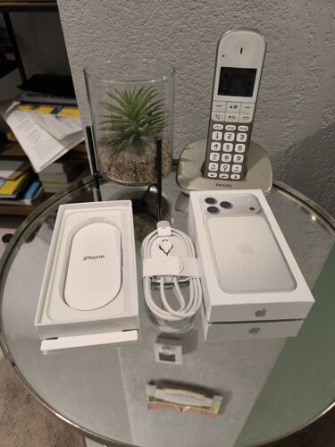 Boite vide pour iPhone 17 Pro Max 256Go grise avec étiquette IMEI