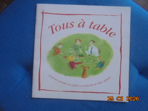 Tous A Table Pour Se Nourrir, Se Parler, Et Surtout Se Faire Plaisir