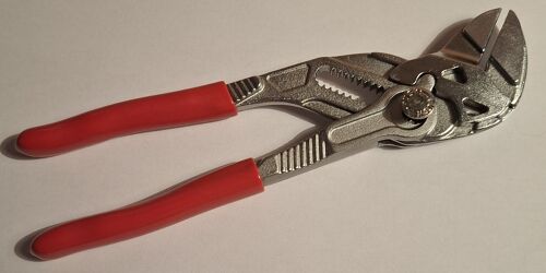 Pince Clé Multifonction