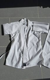 Kimono Outshock (Decathlon) 140cm
