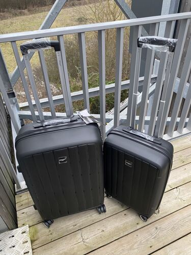 Le lot de valise 