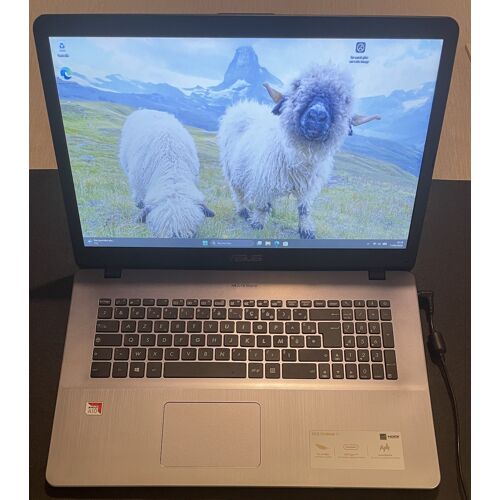 Asus R702QA, reconditionné grade B
