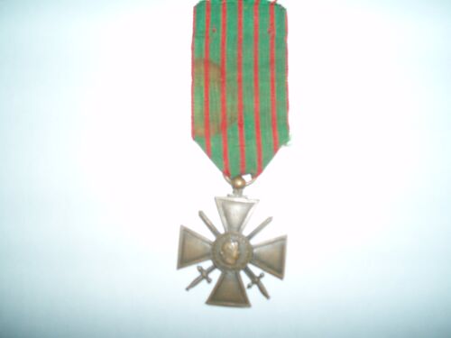 Medaille De Guerre. Republique Francaise 1914 - 1915 .