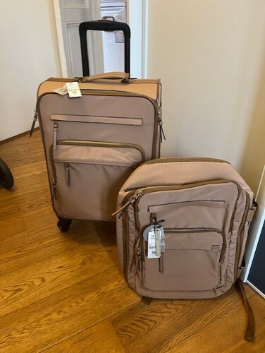 Ensemble valise + sac à dos cabine en nylon très légers jamais utilisés