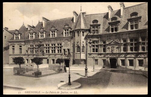 Cpa 55 Grenoble - Le Palais De Justice. - Ll.