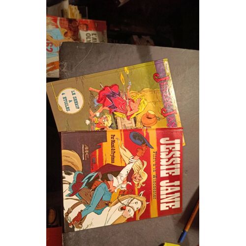 Lot De 2 Bandes Dessinées - Jessie Jane - Flirt À La Winchester - Le Shérif A 4 Étoiles - Mazel Et Frydman - Mc Productions - 1988.