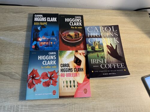 Lot 5 Thrillers Carol Higgins Clark : Irish Coffee + Bien Frappé + Pas De Veine + Le Collier Volé + Au Voleur ! (Enquêtes De Regan Reilly, Formats Poche Et Grand Format Albin Michel)
