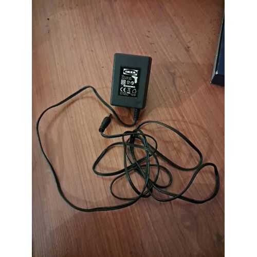Chargeur Ikea pour perceuse visseuse tournevis 6V et 300mA 0,3A 1,8W