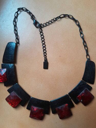 Collier Armand Thiery