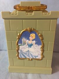 petite maison de cendrillon disney pour mini poupée