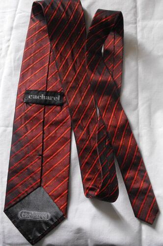 Cravate Cacharel