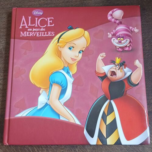 Alice Au Pays Des Merveilles Disney Hachette Jeunesse