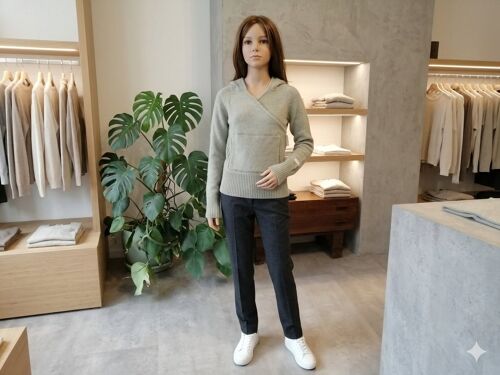 Pull Kaki Spot Taille 2
