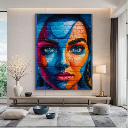 Affiche Murale D’Un Visage Féminin Artistique Aux Couleurs Vibrantes Et Regard Intense Imprimé Sur Une Décoration Murale Prête À Être Encadrée – Taille : 70cmx100cm