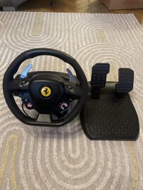 Volant Ferrari T80 pour PlayStation
