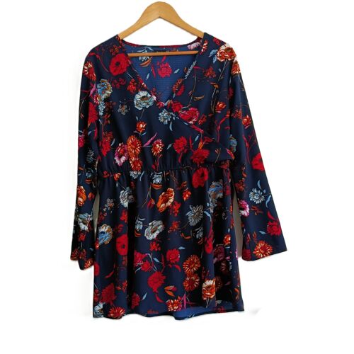 Tunique. Blouse Bleu Marine À Fleurs Multicolore. Boohoo. Taille 44/46