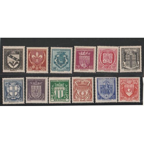 12 Timbres Du Secours National Armoiries De Ville   Nancy   Lille Rouen   Bordeaux   Toulouse    Clermont-Ferrand   Marseille  Lyon