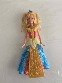 Poupée Disney Princess Mattel – Aurore (La Belle au Bois Dormant) – 2012