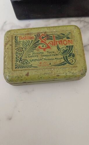 Boite vintage metal
