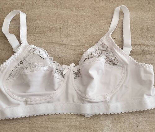 Soutien-Gorge Sans Armatures. Blanc. 90b