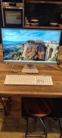 Tout-en-Un (All-in-One) ASUS de 24 pouces (Modèle V241)