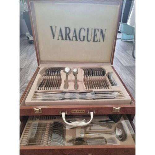 Ménagère Varaguen 84 Pièces Jamais Utilisée.