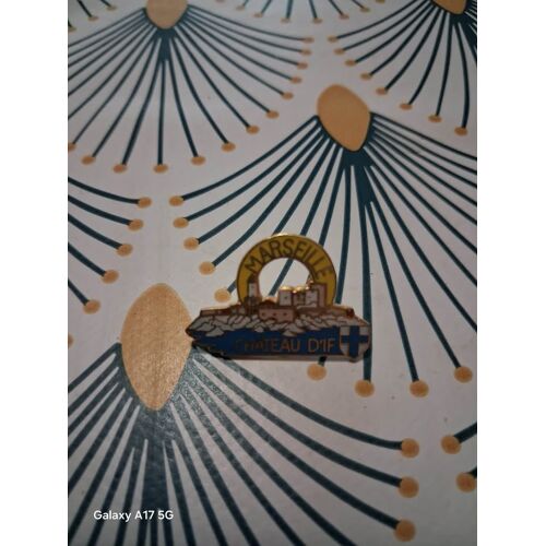 Pins Marseille Bateau D'If