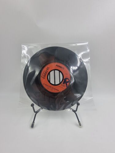 Vinyle 45 Tours Romeo : Je Veux Être Un Homme / Marche D’Un Pas Lèger Sans Fourreau