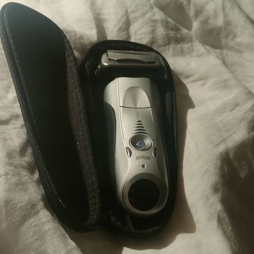 Rasoir Braun Series 7