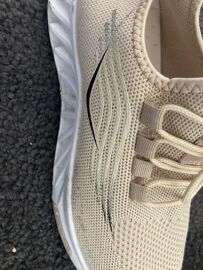 Vends Baskets / Sneakers - 41