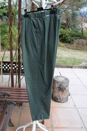 Pantalon Vert Celio .Fermeture Zippèe.Taille Étiquetèe:46 .