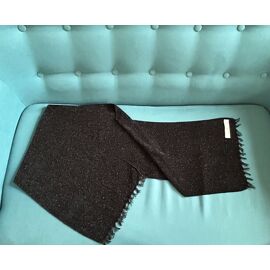 Échappement Noire À Paillettes