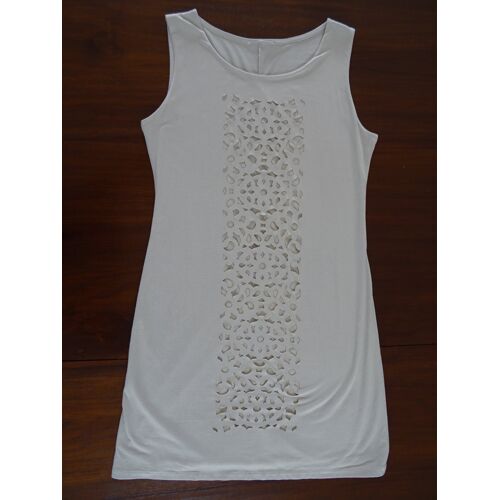 Robe Sans Manche Tres Douce