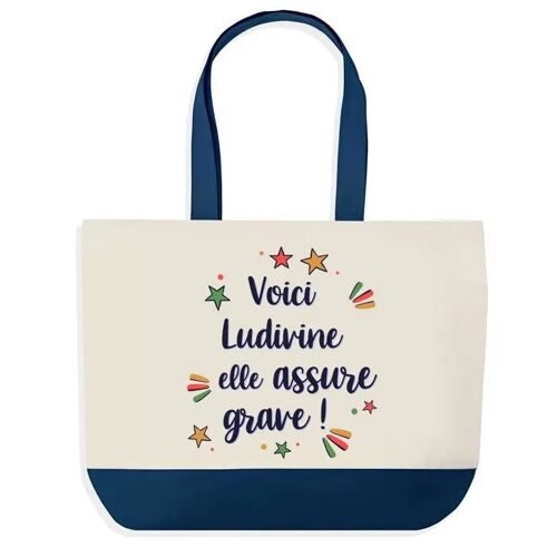 Sac shopping fond bleu Ludivine elle assure grave Cadeau Anniversaire Noël | Design Graphique Grand Sac Courses Cabas
