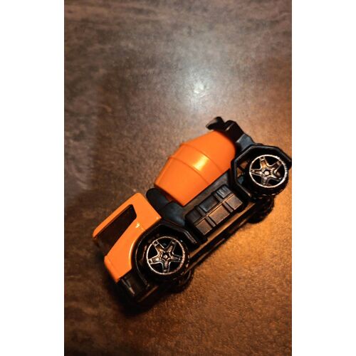 Camion miniature chantier bétonnière