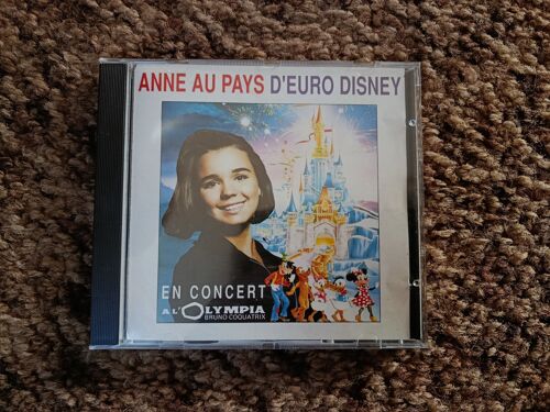 Anne Au Pays D'Euro Disney
