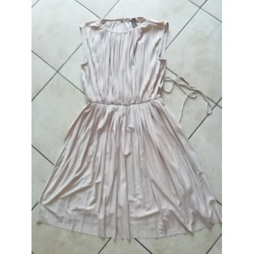 Petite Robe Idéale Cérémonies, Mariages, Occasions H&M Taille S (Grand Xs).