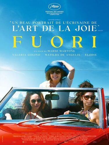 Fuori - Véritable Affiche De Cinéma Pliée - Format 40x60 Cm - De Mario Martone Avec Valeria Golino, Matilda De Angelis, Elodie Corrado Fortuna, Francesco Gheghi, Antonio Gerardi - 2025