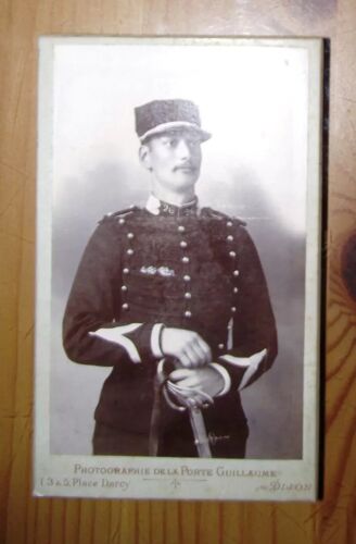 Militaire Du 26ième Régiment De Dragon Vers 1890.Photographie De La Porte Guillaume Dijon 1.3.5 Place D'arcy