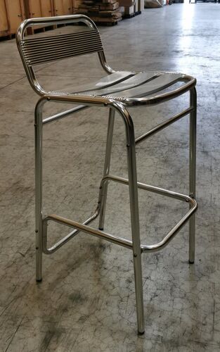 Tabouret de bar en alu