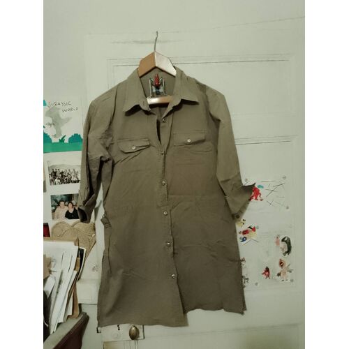 Robe Kaki Boutonné 42 Xl Ligne À Suivre.