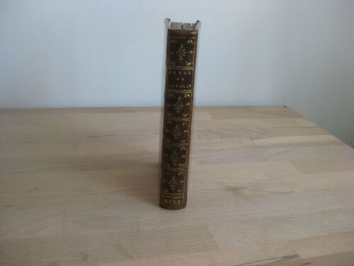 L’Éloge De La Folie, Traduit Du Latin D’Erasme Par M. Gueudeville. Nouvelle Édition Revûe Et Corrigée Sur Le Texte De L’Édition De Bâle, Et Ornée De Nouvelles Figures, Avec Des Notes