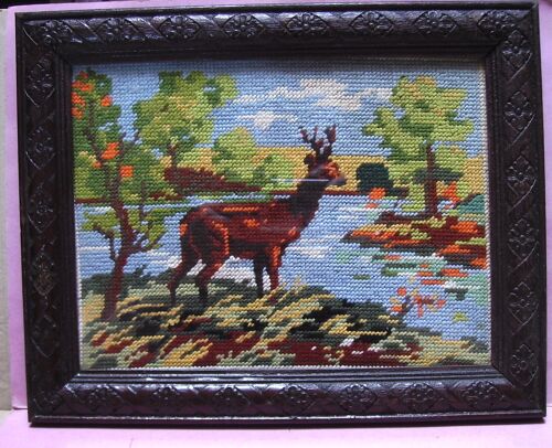 Cadre Bois avec canevas - Cerf dans la nature - 29 x 23 cm