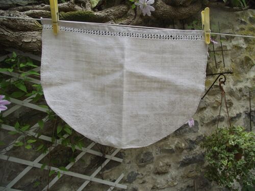 Tissu Ancien En Lin Bordure Jours Fantaisie Brodé Main Longueur 37,5 Cm Hauteur 27 Cm