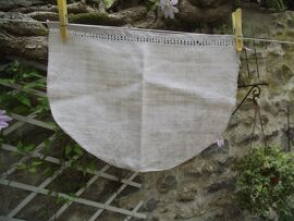 Tissu Ancien En Lin Bordure Jours Fantaisie Brodé Main Longueur 37,5 Cm Hauteur 27 Cm