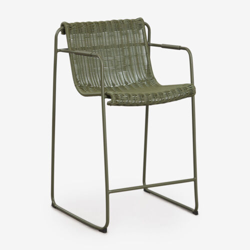 Pack de 4 tabourets hauts empilables avec accoudoirs en rotin synthétique et acier Revia Vert Olive Intense ¿65 cm